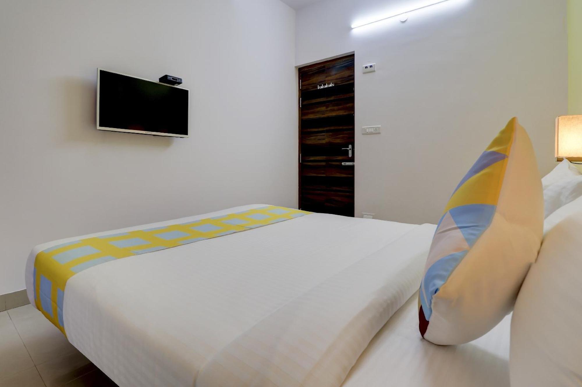 Hotel O Home Exotic Stay Bsk Rd Stage バンガロール エクステリア 写真
